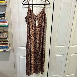 NEW WITH TAGS Target maxi satin slip dress size 2X